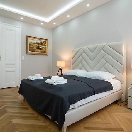 Charming 2-Room Apartment With Balcony, 15 Min To Center Wiedeń Zewnętrze zdjęcie